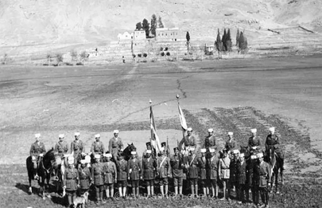 تصویری از افسران انگلیسی در سیستان و بلوچستان در دوران جنگ جهانی اول