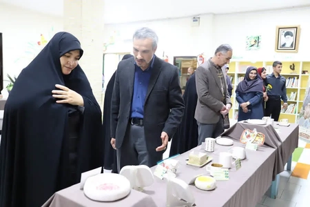 گشایش نمایشگاه دست‌آفریده‌های هنری نوجوانان کانون اردبیل