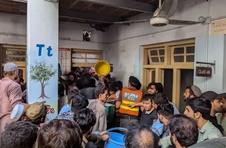 فاجعه در پاکستان: ریزش سقف مدرسه ۲۸ کشته و زخمی برجای گذاشت
