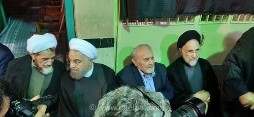 حضور سید محمد خاتمی، حسن روحانی و مهدی کروبی در مراسم بزرگداشت والده همسر سید حسن خمینی