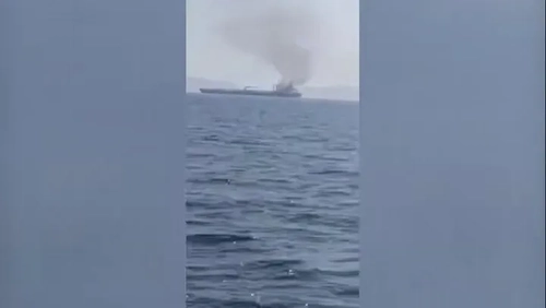 سوپر نفتکش در تنگه هرمز منفجر شد
