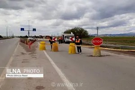 ترافیک سنگین در محورهای منتهی به تهران و انسداد محور بندرعباس-لار؛ رانندگان مراقب مه گرفتگی باشند