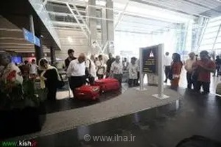 محفل انس با قرآن در گرامیداشت یاد و مقام رهبر شهید انقلاب در مسجد نور کیش برگزار شد