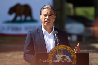 دادستان کل کالیفرنیا رد درخواست وثیقه 1.88 میلیارد دلاری پارامونت را اعلام کرد