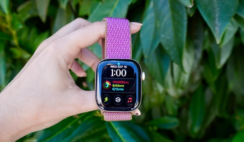 مشکل راه‌اندازی مجدد ناگهانی در Apple Watch Series 12 و Ultra 4؛ راه حل چیست؟