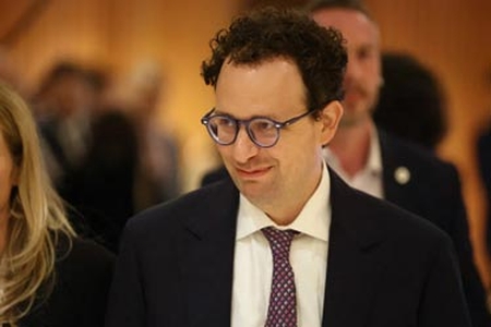 شام ترامپ با مدیرعامل آنتروپیک پس از اختلاف بر سر هوش مصنوعی