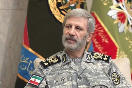 تسلیت فرمانده ارتش به رییس سازمان برنامه و بودجه در پی درگذشت مادر