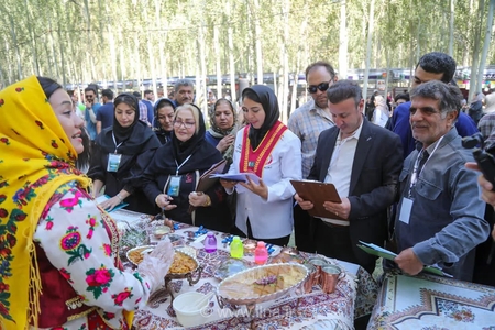 پایان رویداد ملی آش و غذاهای سنتی نیر و معرفی برگزیدگان