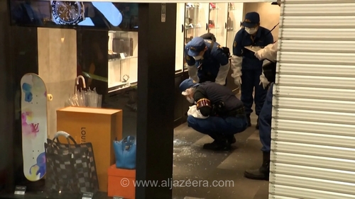 سرقت ساعت‌های لوکس به ارزش 1.2 میلیون دلار از یک مرکز خرید محبوب در توکیو