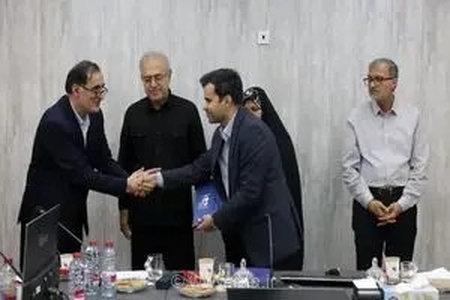 تقدیر معاون رئیس‌جمهور از مدیرعامل شرکت نفت ستاره خلیج فارس به پاس خدمات ارزشمند به جامعه ایثارگری