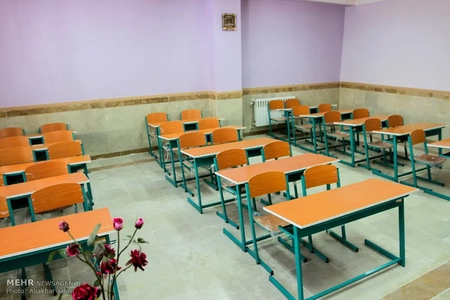 بررسی آموزش مجازی مدارس در بحران جنگ