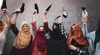 تصویری از زنان افغان برنده جایزه عکس صلح ۲۰۲۶ شد