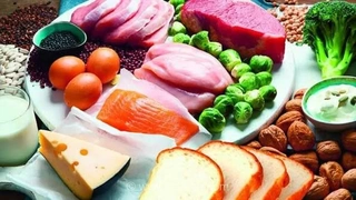 ۶ خوراکی برای حفظ عضلات در سنین بالا؛ فراتر از پروتئین
