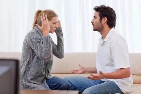 شناسایی دروغ با توجه به الگوهای زبانی: به جای چشم، به گوش‌ها اعتماد کنید