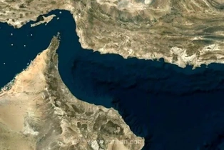 گزارش شنیده شدن صدای دو انفجار مهیب در نزدیکی یک نفتکش در آب‌های تنگه هرمز و سواحل عمان
