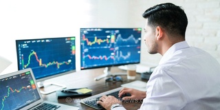 خروج 11 هزار میلیارد تومانی از بورس در 4 روز؛ رشد شاخص کل بی‌اثر