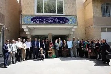 تحول در اقتصاد هنر ایل قشقایی؛ برنامه‌های ویژه معاونت صنایع دستی فارس برای ایجاد درآمد پایدار و اشتغال‌زایی