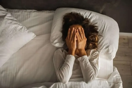 اشتباهات صبحگاهی که خواب شبانه را مختل می‌کنند