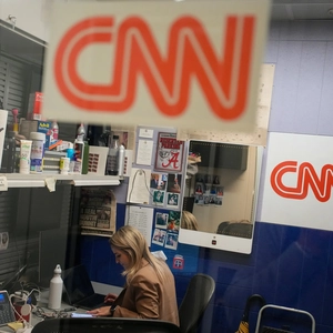 CNN، MS NOW و Politico درگیری حقوقی برای دسترسی به کاخ سفید تشدید کردند
