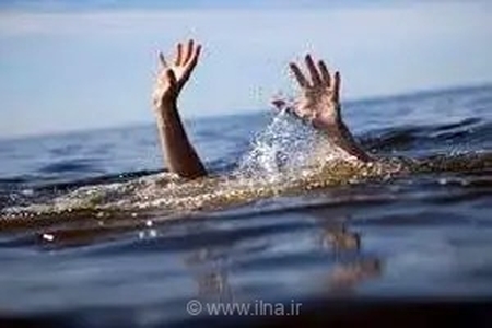 دریاچه ارومیه قربانی گرفت/مرد ۴۹ساله غرق شد