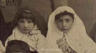 عکس یادگاری نوه‌های برادر ناصرالدین شاه قاجار از 140 سال پیش