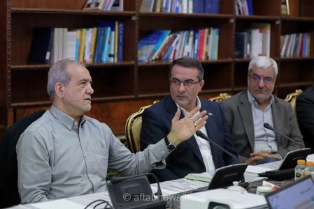 تاکید رئیس‌جمهور بر اصلاح نظام اداری و ارزیابی عملکرد دستگاه‌های اجرایی