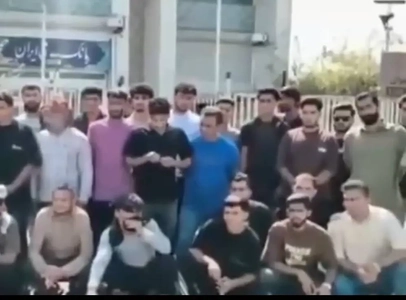 تجمع جوانان جویای کار مقابل کشت و صنعت هفت تپه ادامه دارد