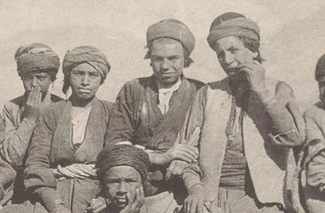 تصویر نادری از کودکان و نوجوانان کرمانشاه در دوران ناصرالدین شاه