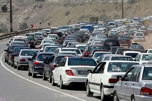بازگشایی جاده چالوس و آزادراه تهران-شمال پس از ۱۴ ساعت انسداد