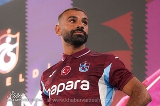 معارفه باشکوه فرعون در ترابزون‌اسپور؛ محمد صلاح با شماره ۱۰ محبوب هواداران ترکیه شد