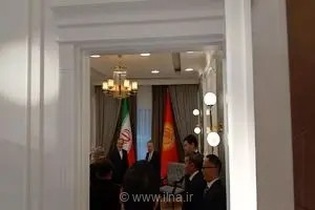 رایزنی‌های دیپلماتیک عراقچی در حاشیه اجلاس شانگهای؛ دیدار وزیر امور خارجه با همتای قرقیزستانی برای گسترش همکاری‌های دوجانبه