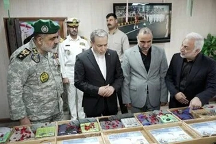 دیدار عراقچی با دریادار شهرام ایرانی