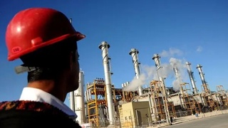 کارگران عسلویه خواستار پرواز برای مسیرهای طولانی شدند