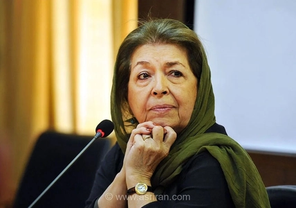 لیلی گلستان: فروغ فرخزاد سه بار اقدام به خودکشی کرد و هر بار مادرش او را نجات داد