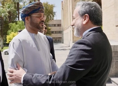 گفتگوی سازنده عراقچی و البوسعیدی درباره تنگه هرمز و یادداشت تفاهم اسلام‌آباد
