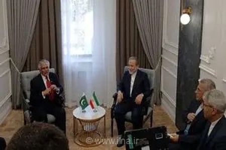 رایزنی عراقچی و همتای پاکستانی در حاشیه اجلاس شانگهای؛ بررسی نقض یادداشت تفاهم اسلام‌آباد توسط آمریکا