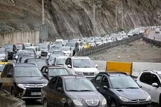 ترافیک سنگین در محورهای شمالی و آزادراه کرج؛ هشدار پلیس راه درباره وضعیت جوی و تردد جاده‌ای