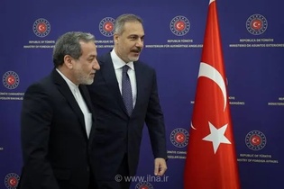 گفت‌وگوی عراقچی و فیدان، وزیران خارجه ایران و ترکیه