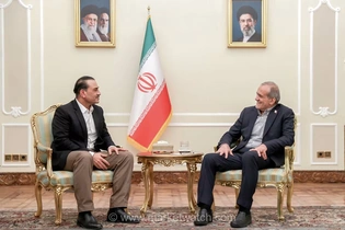 کاهش قیمت نفت در بازارهای جهانی با نادیده گرفتن نگرانی‌ها درباره ایران