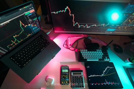 استراتژی معامله‌گران بیت‌کوین و اتریوم در آستانه انتشار گزارش تورم آمریکا؛ بازارها در انتظار نوسان