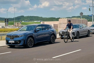 BMW iX3 با فناوری جدید از برخورد با دوچرخه‌سواران جلوگیری می‌کند