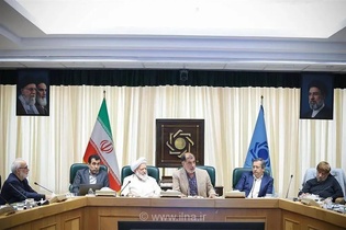 بررسی وضعیت بازار ارز در نشست کمیسیون اقتصادی مجمع تشخیص و رئیس کل بانک مرکزی