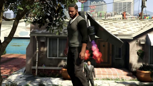 GTA 5 در نهایت به بهترین بازی GTA نزدیک می‌شود؛ حالا که یک جت‌پک اضافه کرده‌ام
