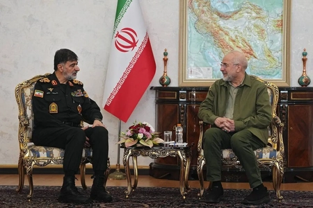 هشدار رئیس مجلس: دشمن در پی ناامنی داخلی و تمرکز بر اقتصاد