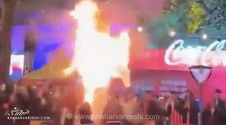 ویدیو| در مراسم سنتی پاراگوئه، مجسمه امباپه به آتش کشیده شد!