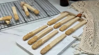 کوکی استیکی خانگی سالم؛ طرز تهیه بدون شکر برای میان وعده