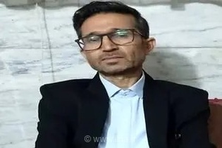 امانت‌داری ستودنی مأمور راه‌آهن سمنان؛ بازگرداندن ۱۷ هزار دینار عراقی به صاحبش در ایستگاه راه‌آهن