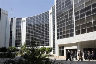 تعطیلی کلاس‌ها در دانشگاه علوم و تحقیقات به دلیل ترکیب مواد شیمیایی