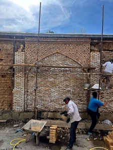 آغاز مرمت تکیه تاریخی روستای گرکان با همکاری میراث‌فرهنگی و مدیریت محلی