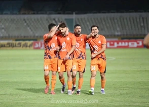 سایپا 1 – پالایش نفت 0/ لیگ یک: نارنجی‌ها ابی صادقی را تلخ بردند